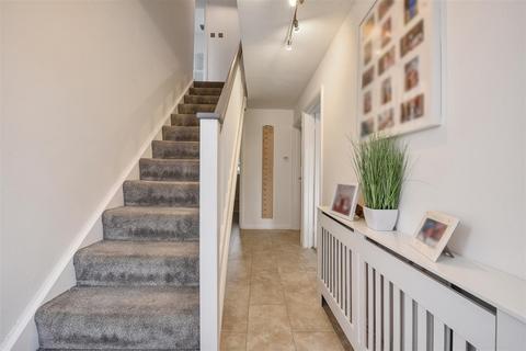 5 Briar Way, Romsey, SO51 7RA