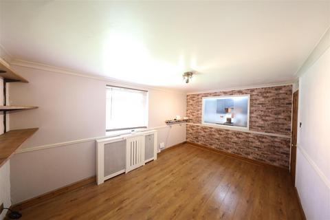 1 bedroom flat for sale, Dixon Court, Cottingham