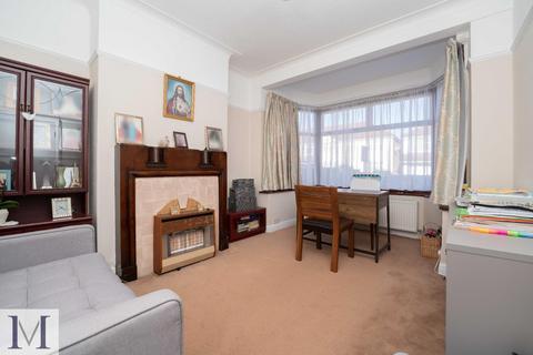 264 Park Avenue, Southall, UB1 3AP