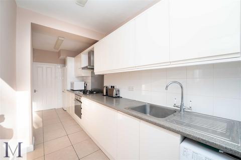264 Park Avenue, Southall, UB1 3AP