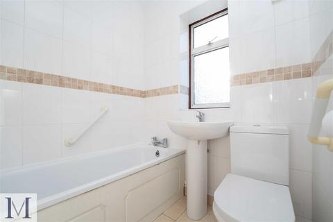 264 Park Avenue, Southall, UB1 3AP