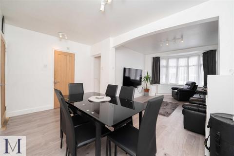 115 Berwick Avenue, Hayes, UB4 0NH