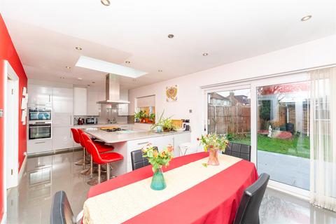 5 bedroom semi-detached house for sale, Adelaide Road, Hounslow TW5