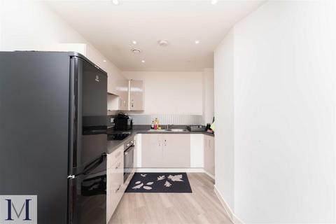 1 bedroom apartment for sale, Salisbury Road, Middlesex UB2