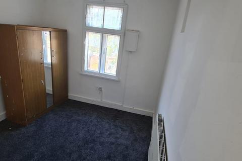 106 Kingsley Road, Hounslow, TW3 4AD