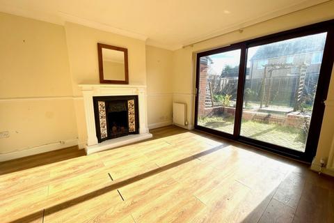 18 Bryan Close, Ramsey, Huntingdon, PE26 1LF