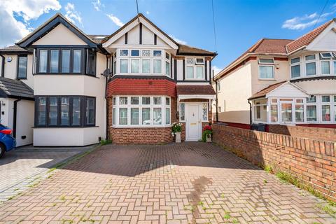 23 Adelaide Road, Hounslow, TW5 9AG