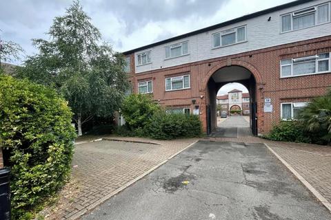 2 bedroom apartment for sale, Lady Margaret Road, Southall UB1