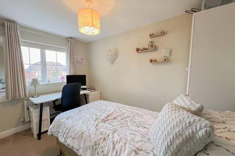 28 Holly Drive, Ryton On Dunsmore, Coventry, CV8 3QA