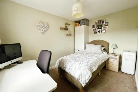 28 Holly Drive, Ryton On Dunsmore, Coventry, CV8 3QA