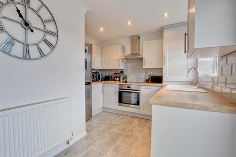 2 bedroom end of terrace house for sale, Orchard Mews, Brandesburton