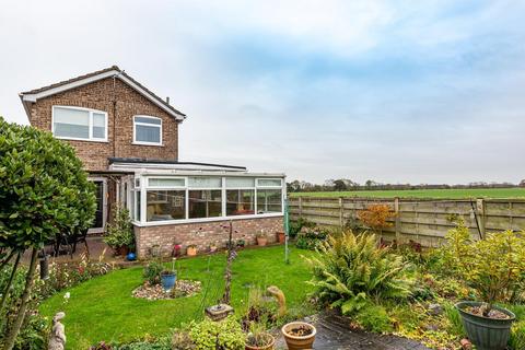 3 bedroom detached house for sale, Sycamore Close, Skelton, York