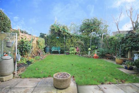 3 bedroom terraced house for sale, The Myrke, Datchet