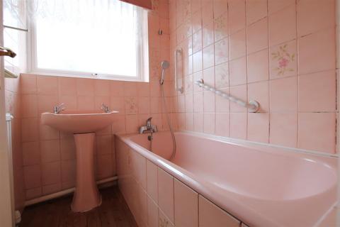 109 The Myrke, Datchet, Slough, SL3 9AD