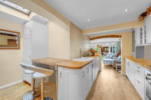 2 bedroom terraced house for sale, Victoria Road, Eton Wick