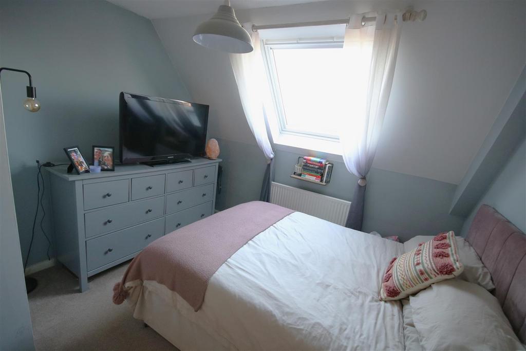 Bed1.2.JPG