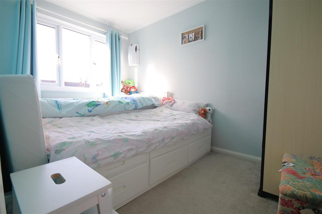 Bed2.JPG