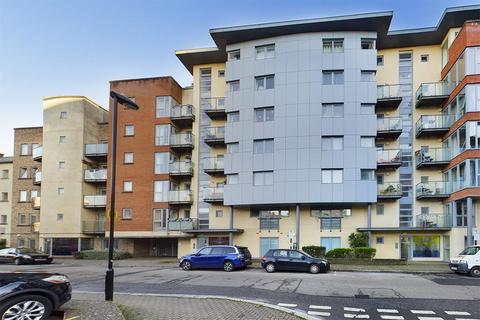 2 bedroom apartment for sale, Orchard Place, Southampton, SO14