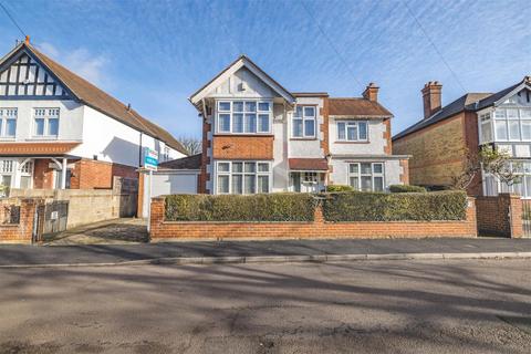 12 Buccleuch Road, Datchet, Slough, SL3 9BP