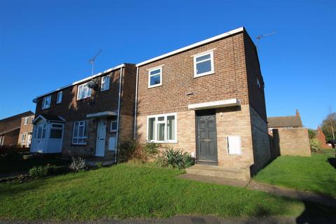 12 Holmlea Walk, Datchet, Slough, SL3 9HZ