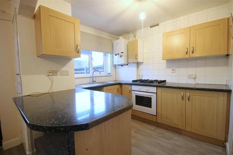12 Holmlea Walk, Datchet, Slough, SL3 9HZ