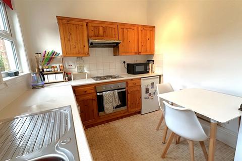 1 bedroom apartment for sale, 74-76 Middleton Hall Road, Birmingham B30