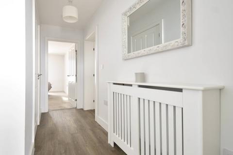 1 bedroom apartment for sale, Mole Road, Hersham, Walton-on-Thames, KT12