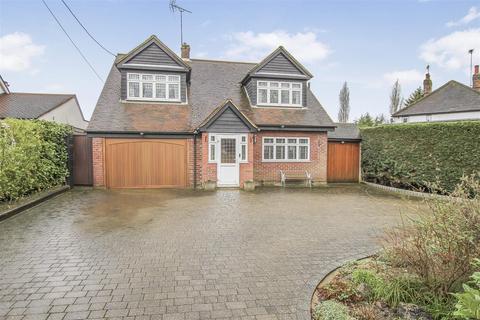 4 bedroom detached house for sale, Chelmsford Road, Blackmore, Ingatestone