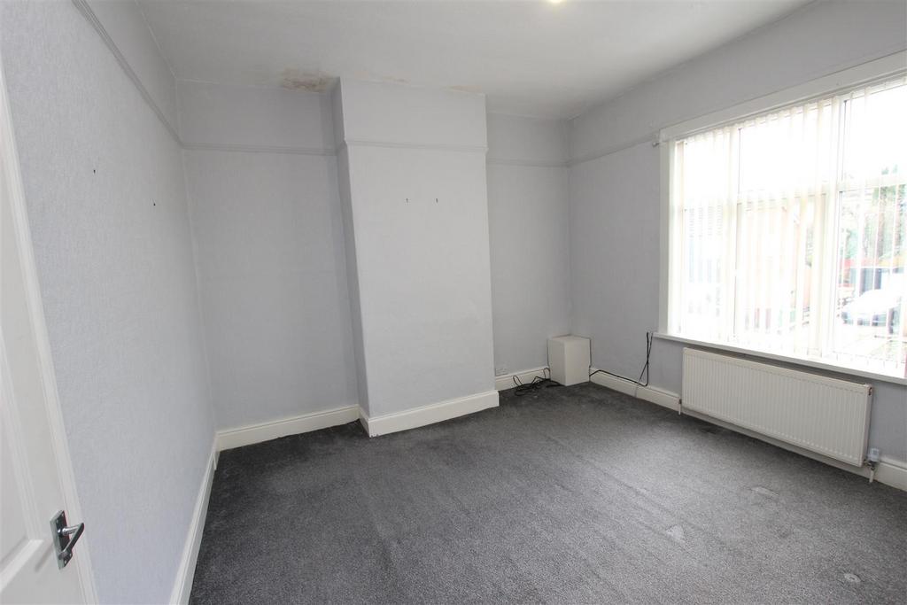 Mornington Road, Bolton BL1 1 bed flat £595 pcm (£137 pw)