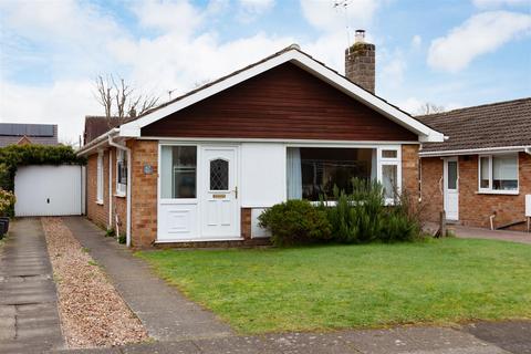 3 bedroom detached bungalow for sale, Nether Way, York YO26