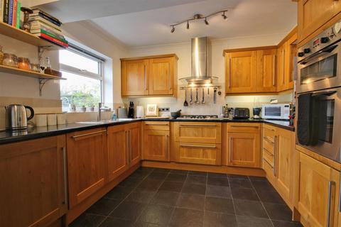 4 bedroom semi-detached house for sale - Derrymore Road, Willerby