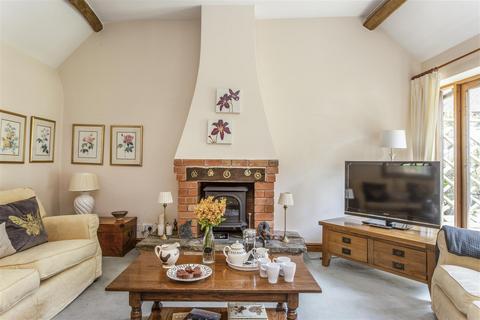 3 bedroom barn conversion for sale, The Old Farmyard, Paxford, Chipping Campden