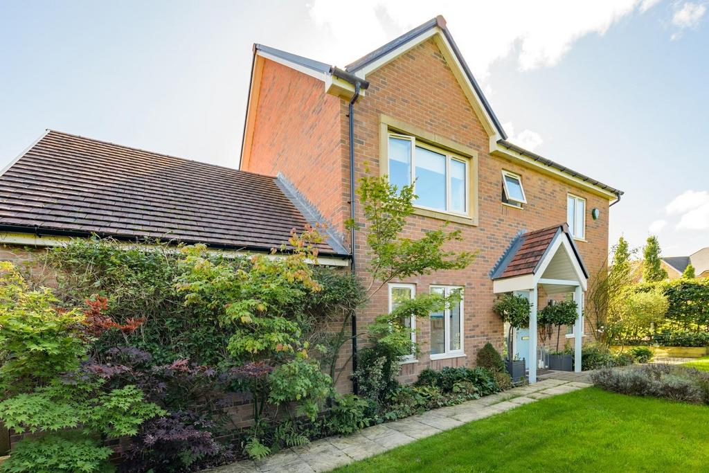 Eden Walk, St. Mary Park, Morpeth 3 bed detached house for sale £465,000