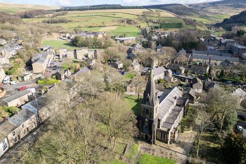 4 bedroom detached house for sale, Church Street, Old Glossop