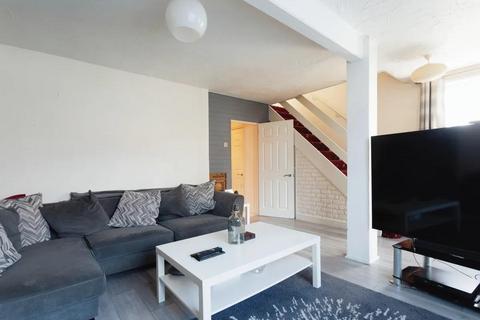 2 Bluehouse Road, London, E4 6HT