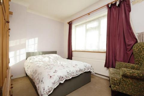 2 Bluehouse Road, London, E4 6HT