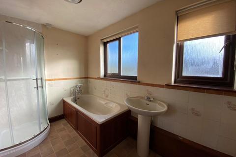83 Grange Road, Tuffley, Gloucester, GL4 0PT