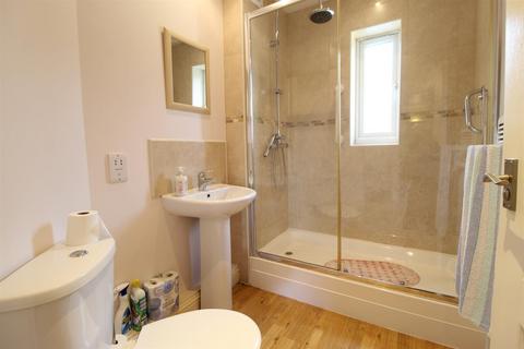 1 bedroom flat for sale, Station Road, Hadfield, Glossop