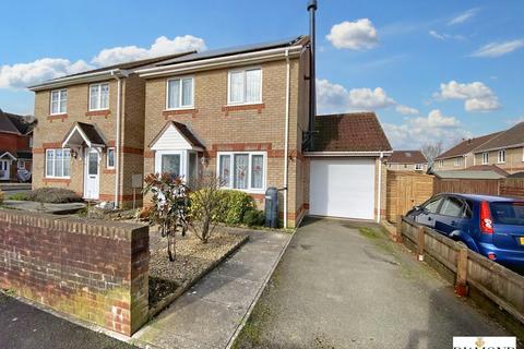 3 bedroom detached house for sale, Three Bedroom Detached - Bullfinch Close, Cullompton