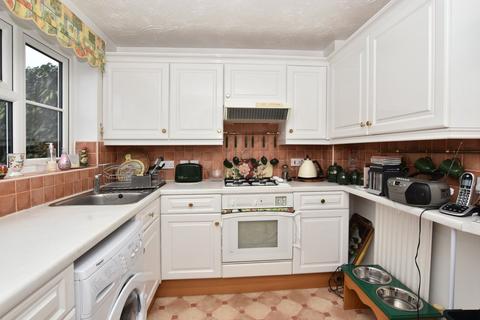 1e Nursery Gardens, Chislehurst, BR7 5BW