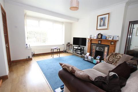 23 Kingsway, Bradford, BD2 1NE