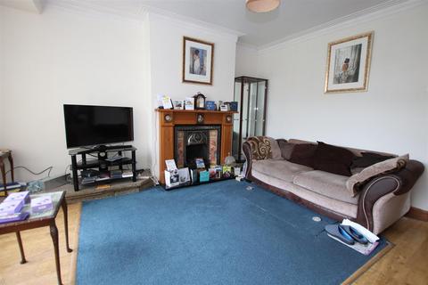 23 Kingsway, Bradford, BD2 1NE