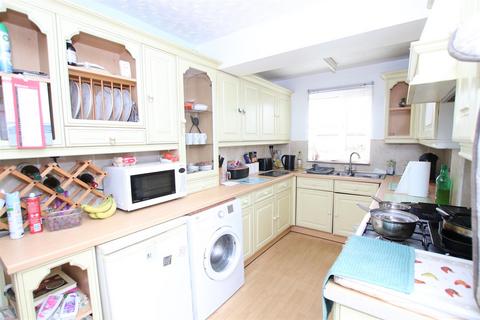 23 Kingsway, Bradford, BD2 1NE