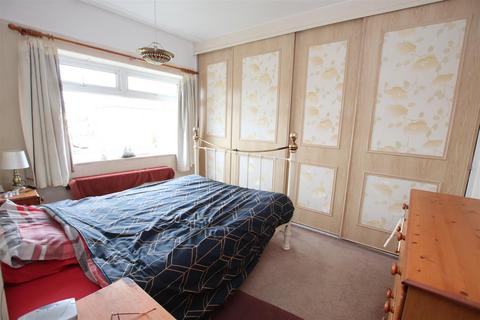 23 Kingsway, Bradford, BD2 1NE