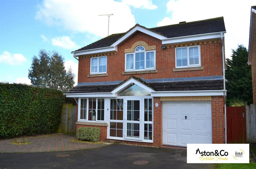 Hill Field, Oadby, Leicestershire 4 bed detached house for sale £475,000