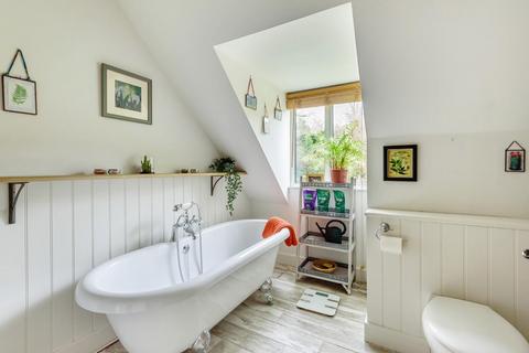 Maison Prunier Walkley Hill, Stroud, GL5 3TX