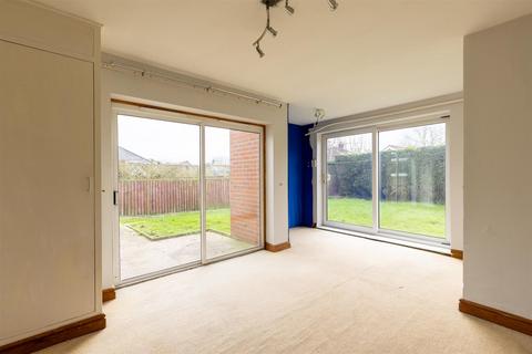 3 bedroom semi-detached house for sale - Beatty Road, Nantwich