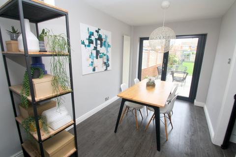 99 Station Crescent, Ashford, TW15 3HN