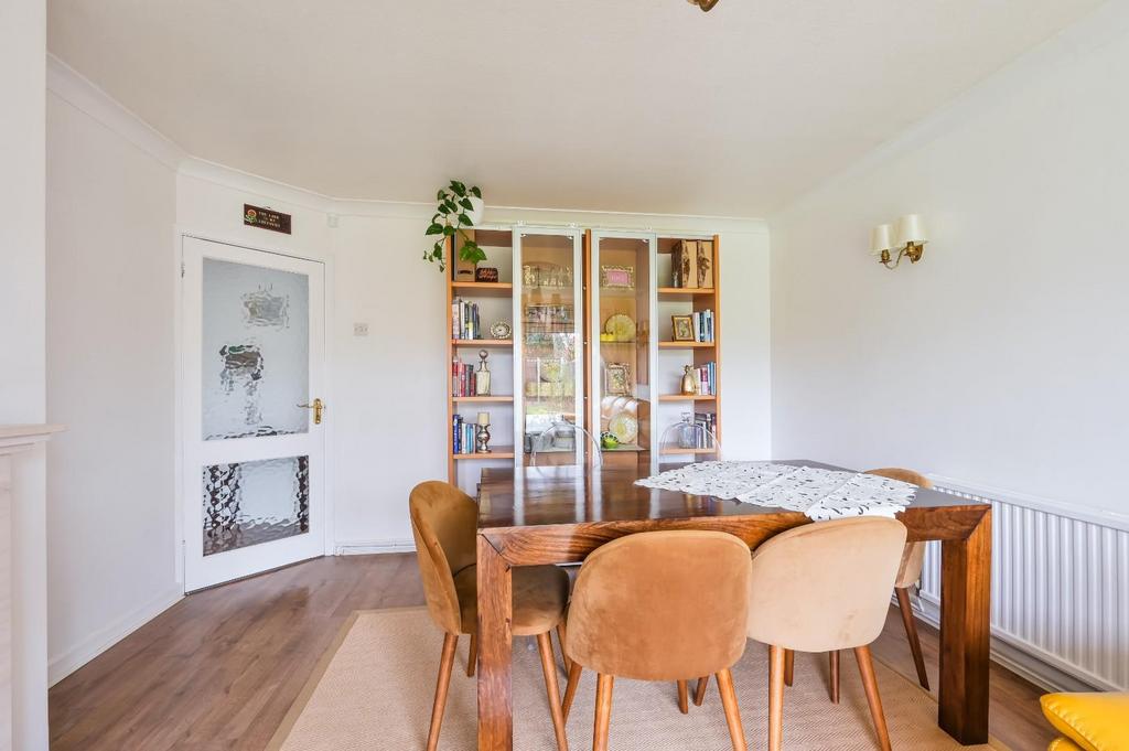 LONDON ROAD, 231- (9).jpg