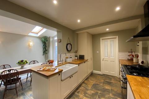 2, Alkerton Grange Cottages Alkerton, Eastington, Stonehouse, GL10 3AF